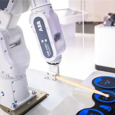 ABB亮相世界人工智能大会，展示人工智能应用软件开发的创新成果